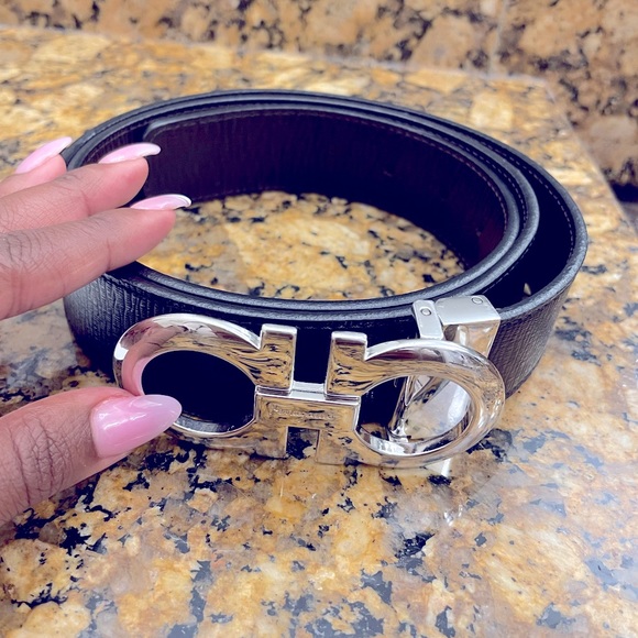 Reversible and Adjustable Ferragamo Belt- Black